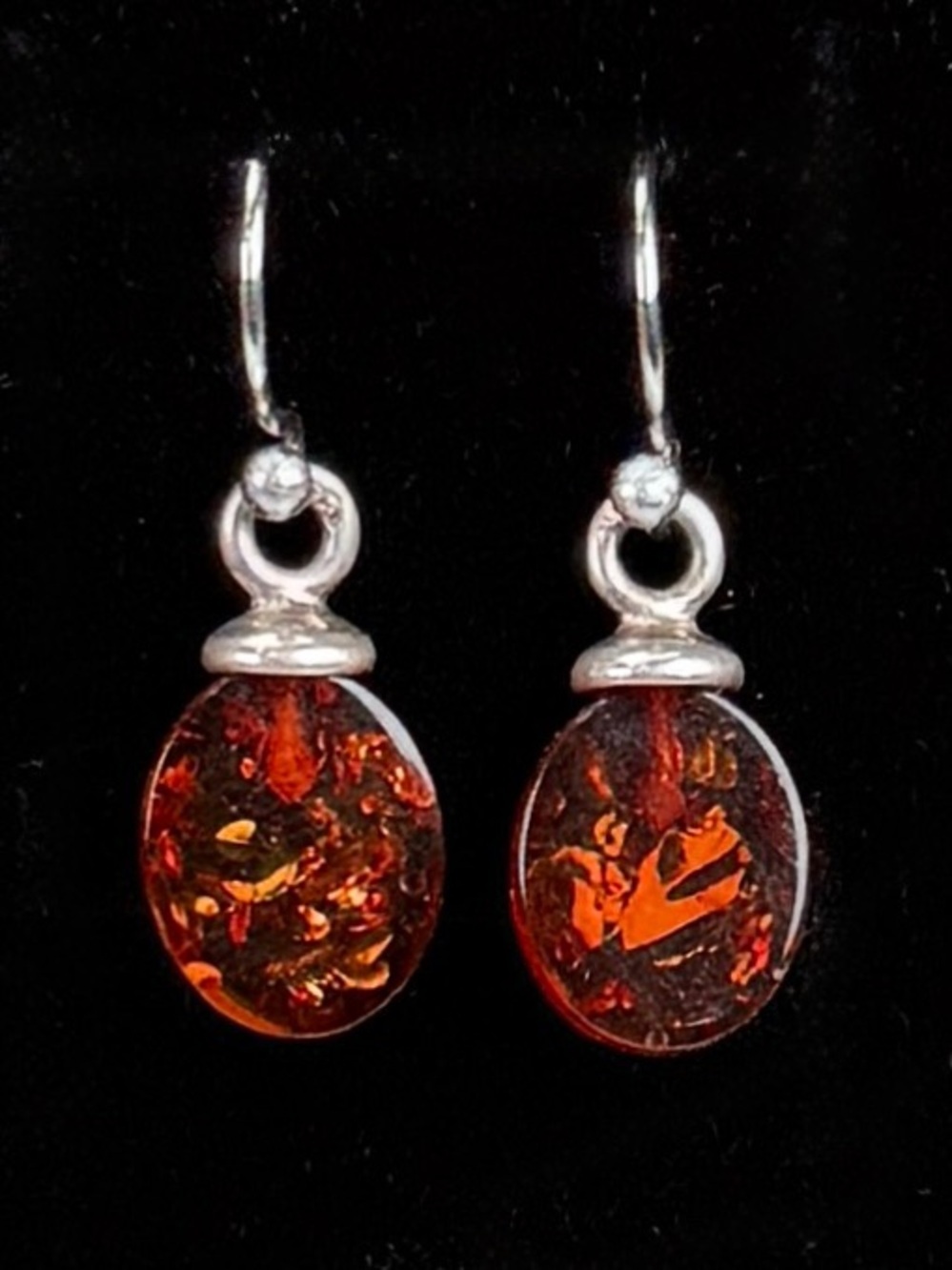 Beautiful, delicate silvertone, Amber colored accent pierced earrings